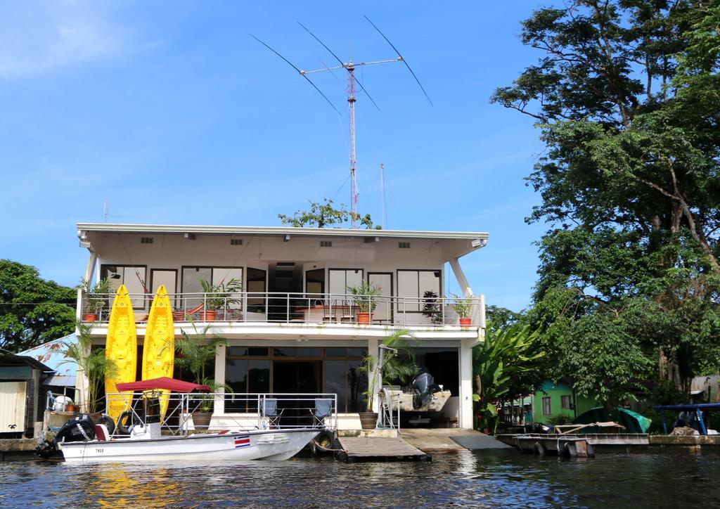 Tortuguero Adventures Guesthouse Kültér fotó